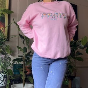 Pink sweatshirt that reads ‘Paris, France’ by Cila Paris size large